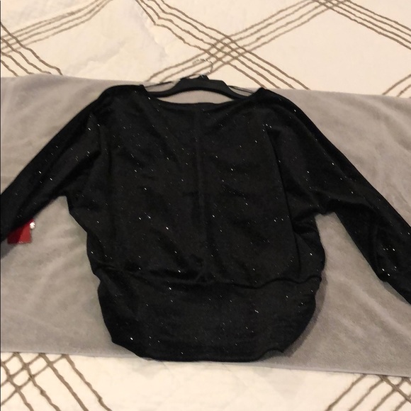 Black Jennifer Lopez sparkling shirt - Picture 3 of 3